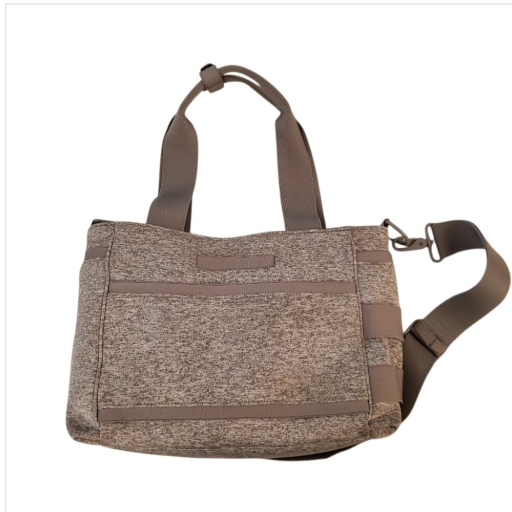 Dagne Dover Gray Diaper Tote with Adjustable Crossbody Strap - Picture 4 of 7